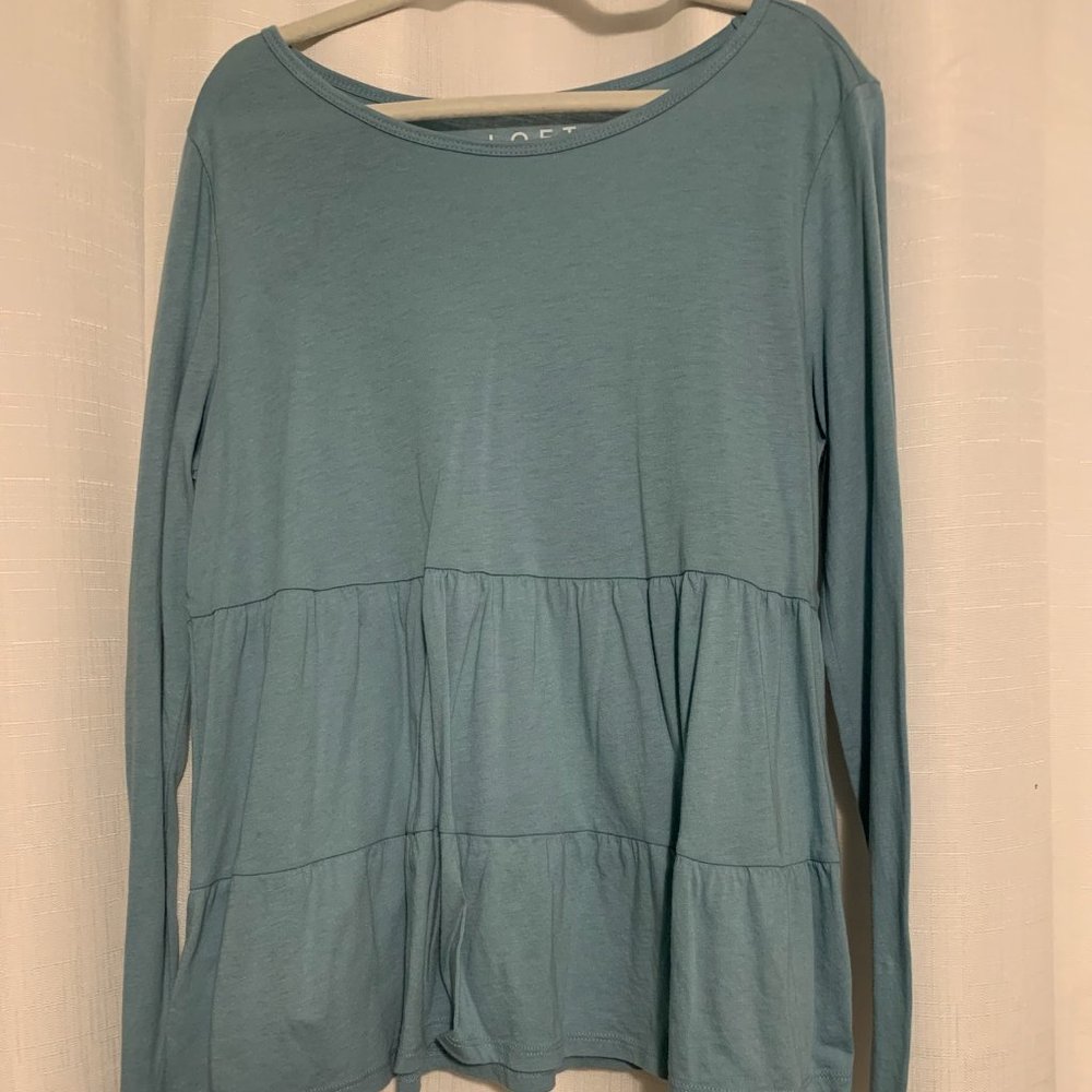 Loft size small Light Blue tiered tee